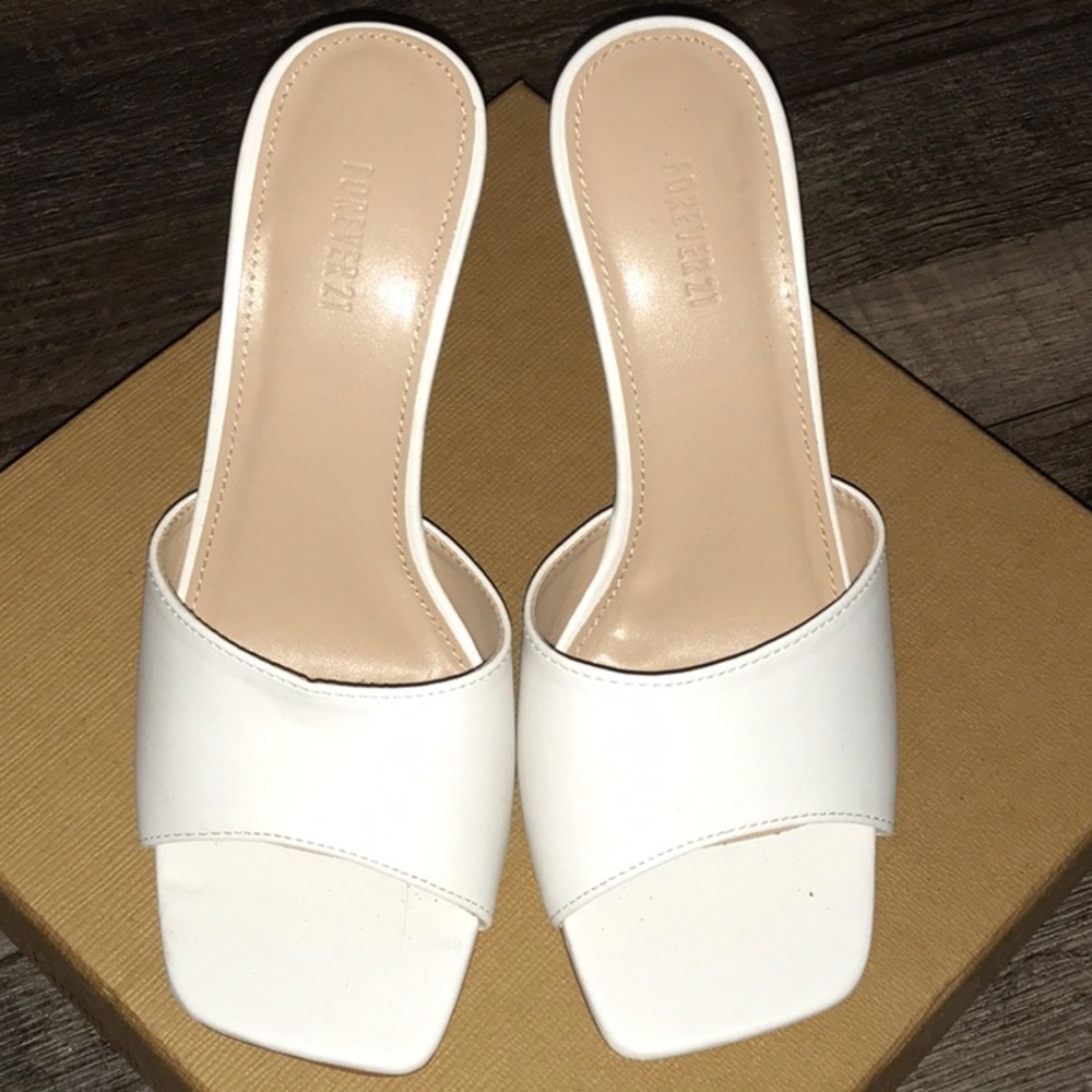 2 pairs of forever 21 heels - Picture 2 of 5